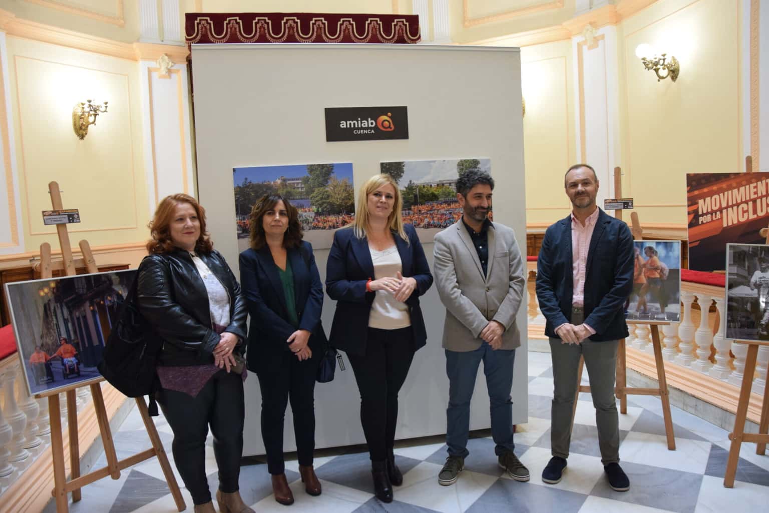 Exposición fotográfica de la II Carrera Solidaria de Amiab