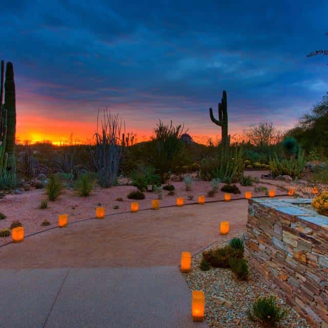 Las Noches de Las Luminarias