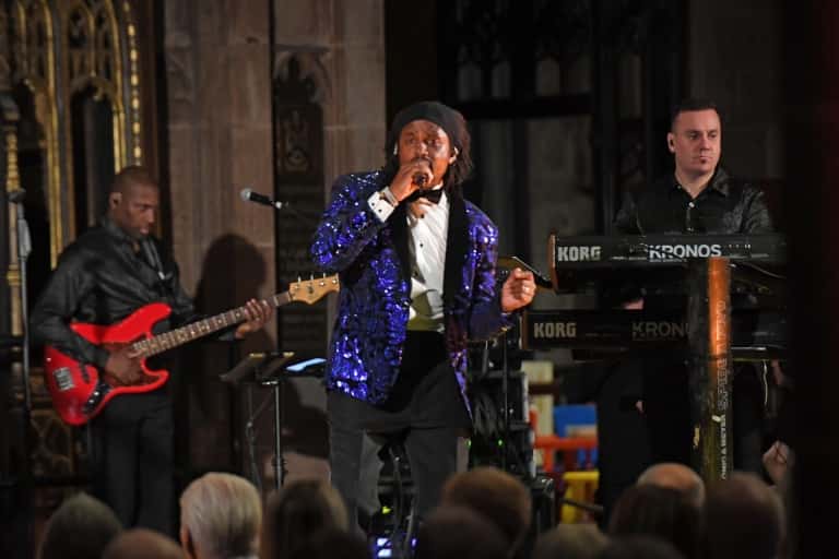 The Music of Luther Vandross - The Candlelight Concert