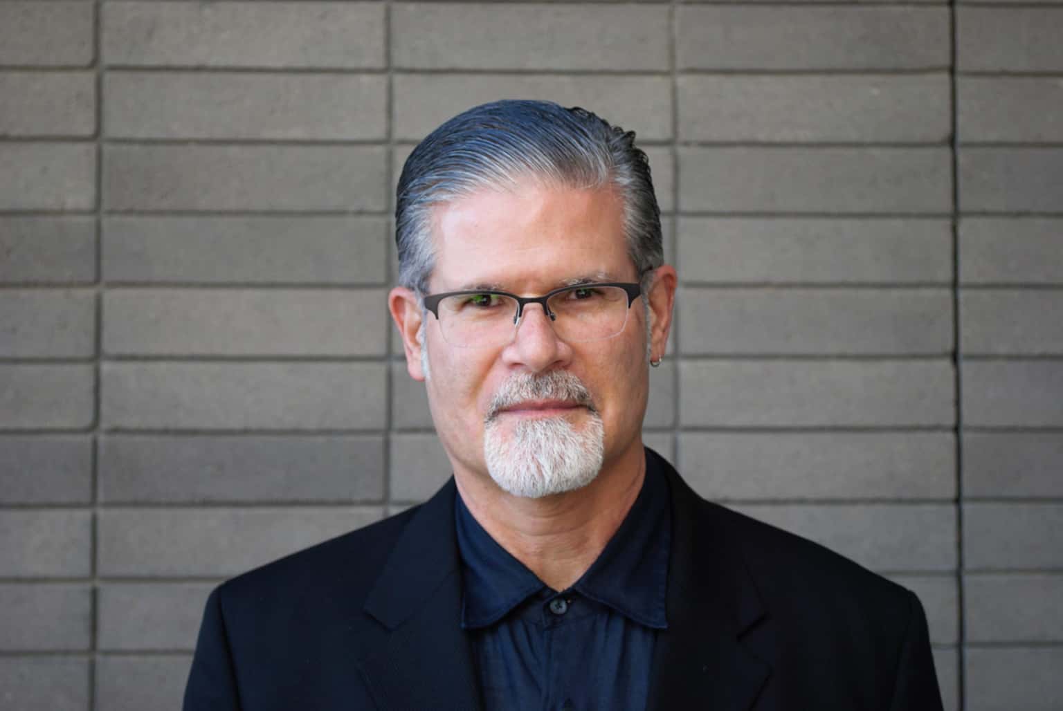 Sunset Poetry with Undercurrents: Roberto Tejada