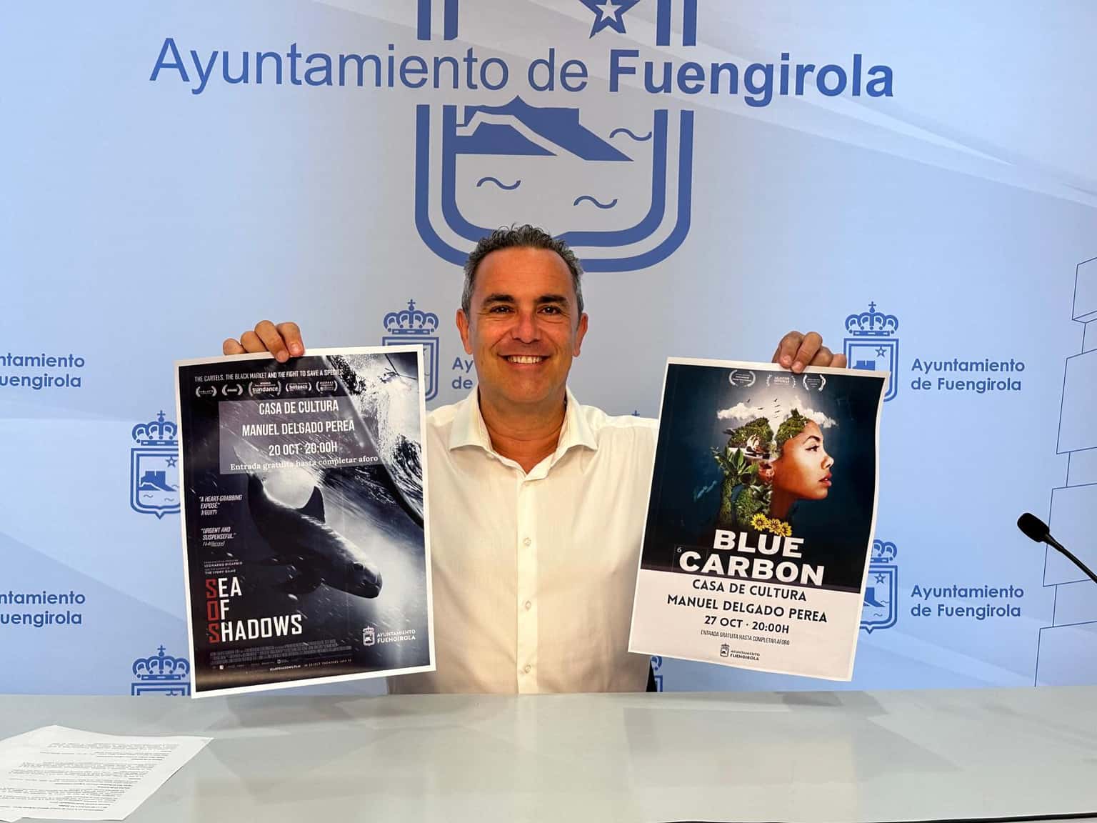 Proyecciones de documentales sobre la vida marina y los desafíos ambientales