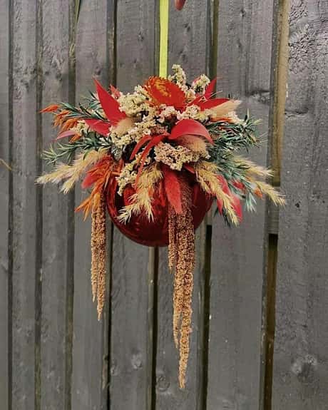 Dried Flower Christmas Bauble Workshop