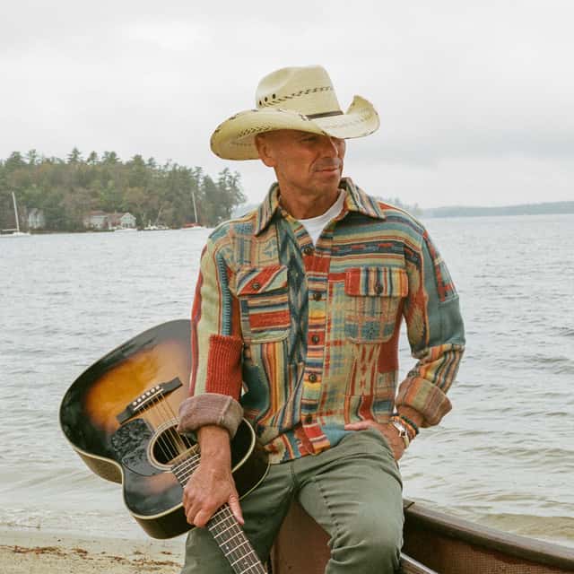 Kenny Chesney: The Original Vibe Room Tour with Eric Church