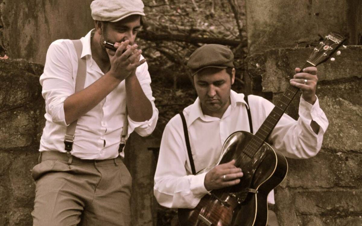 FeMBlues: The Suitcase Brothers