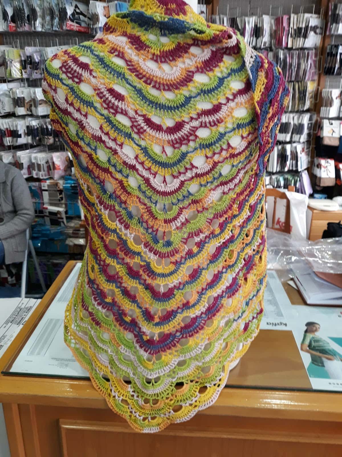 Punto y Raya: tienda de lanas y calceta en Lugo