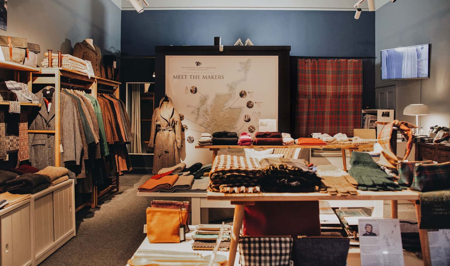 Scottish Textiles Showcase: Tweed and Knitwear in Edinburgh