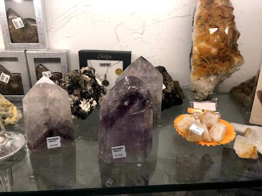 Laja y Picón: minerales y joyería en Triana