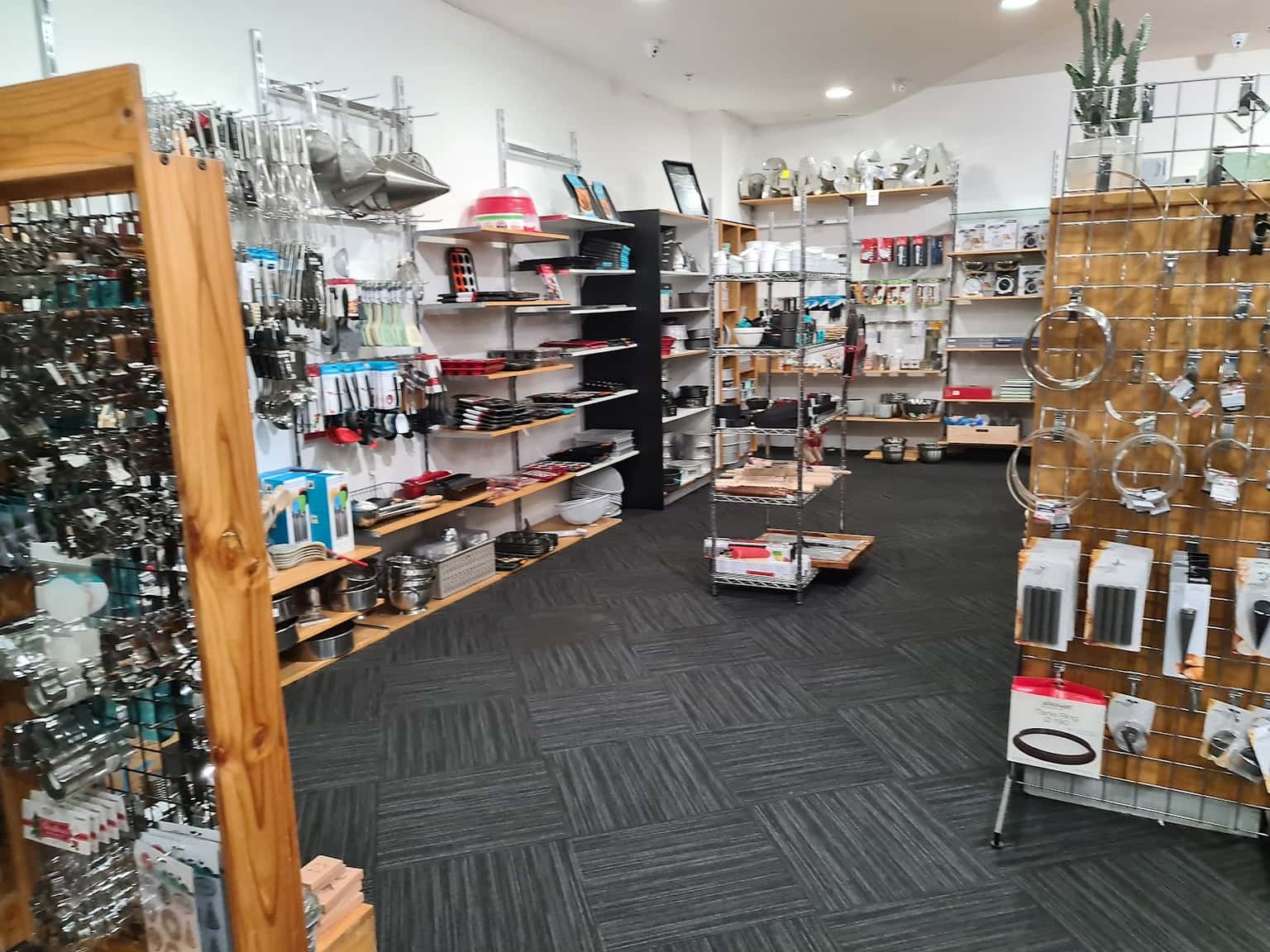 The Hunter's Pantry: gourmet food and cookware