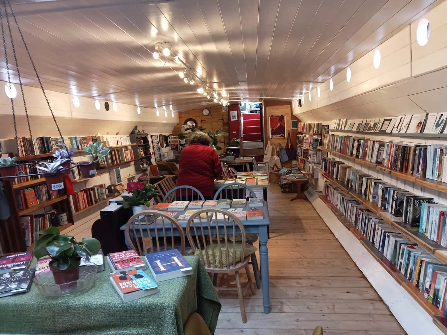 Hold Fast Bookshop: a floating bookshop in Leeds Dock