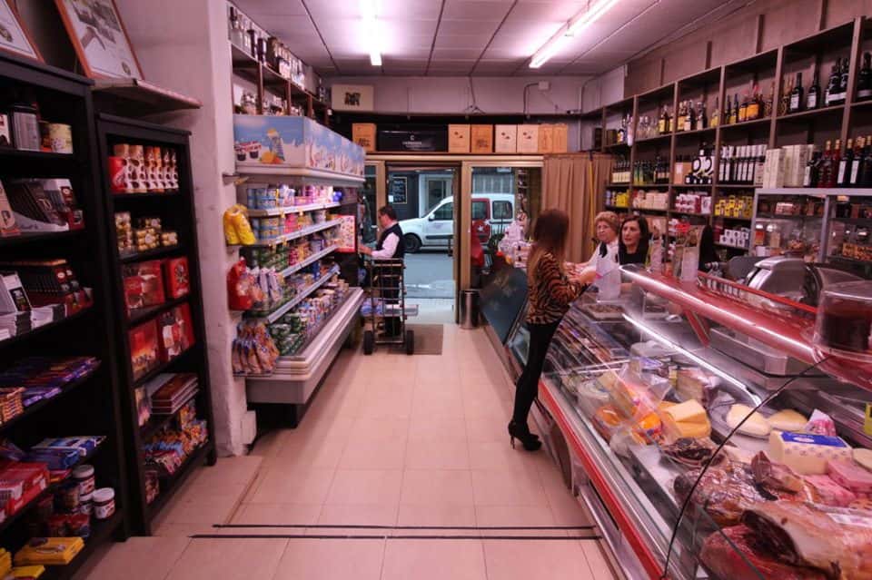 Alimentación Los Pepes, delicatessen en Vilagarcía
