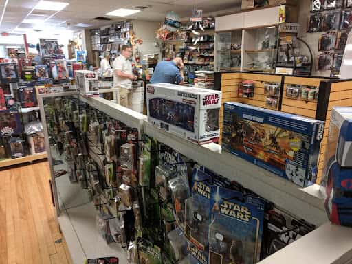 Monster Comic Lounge: Comics, Cards and Games