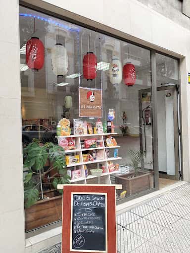 AI MAKATO: supermercado asiático en Oviedo