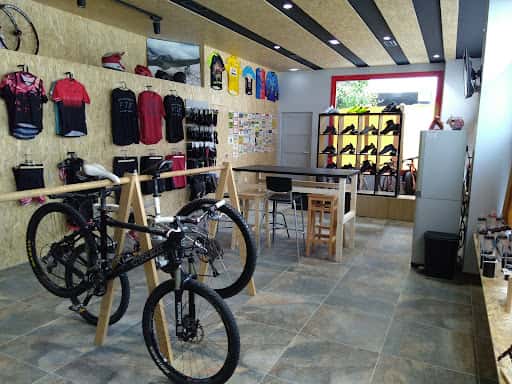 CicloTecnia, taller de bicicletas en Gijón