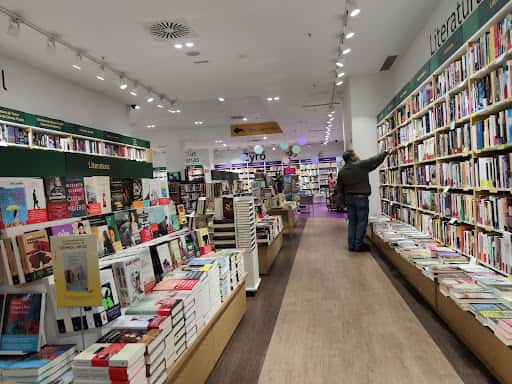 Casa del Libro C.C. H2O Rivas: qué ofrece