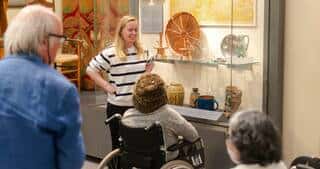 Dementia-friendly Closer Look Tour