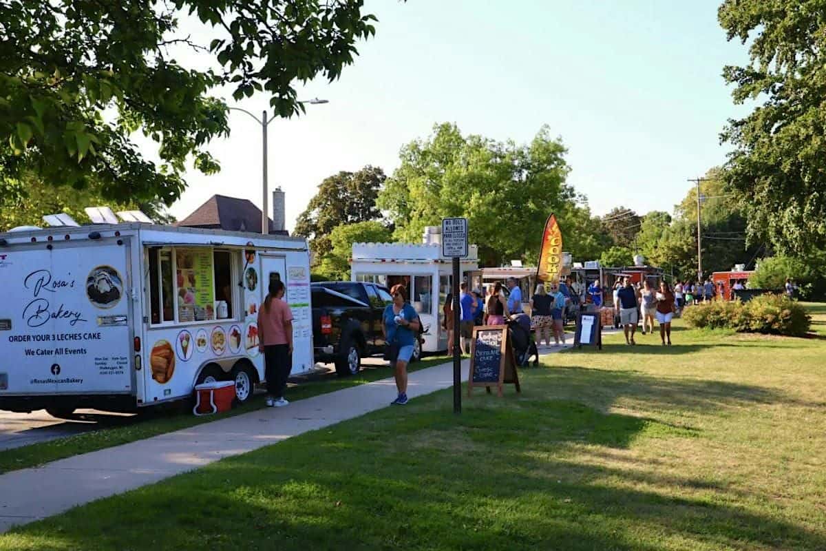 Harvest Bites & Holiday Market Festival 2026