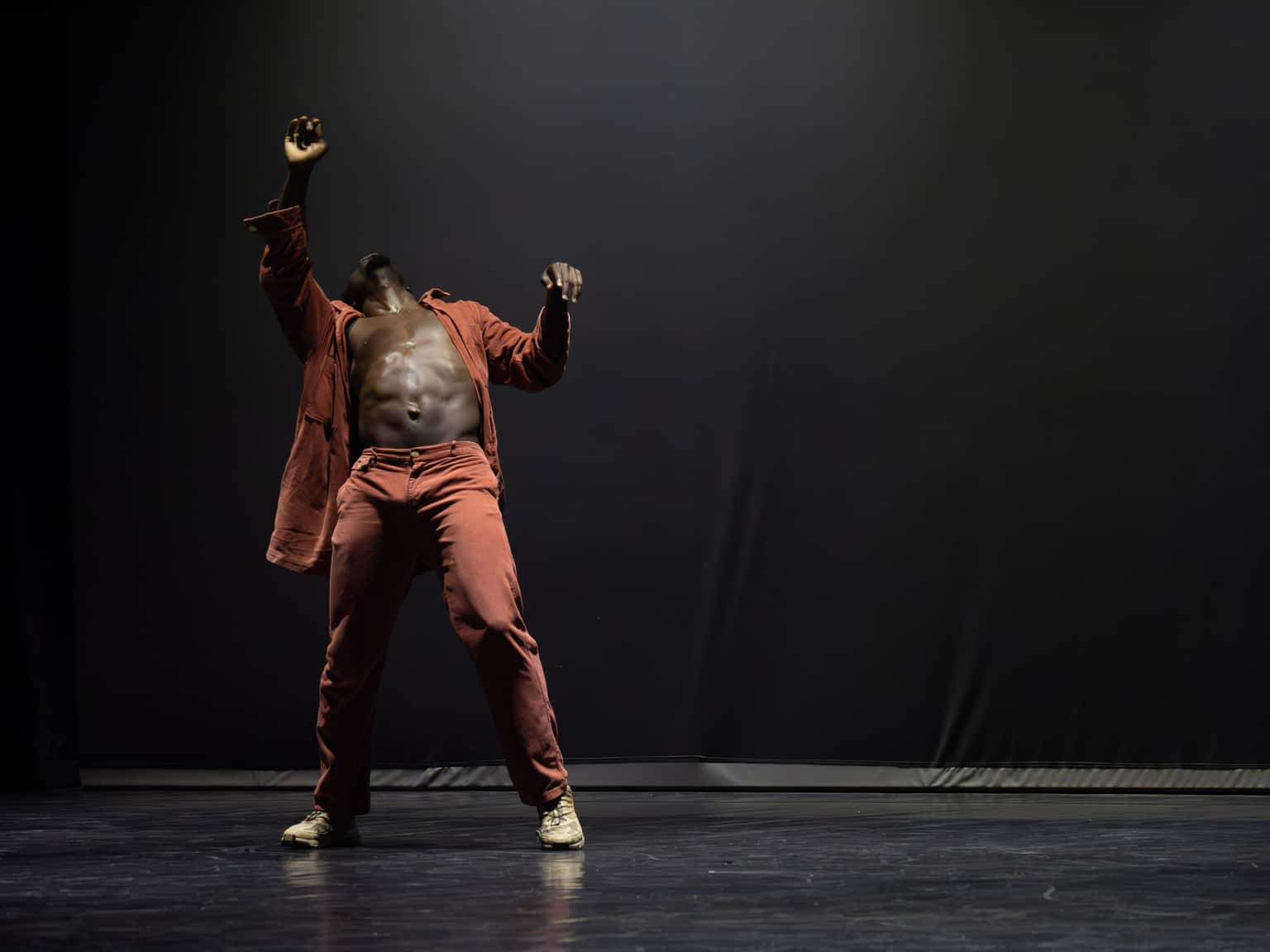 Salim Mzé Hamadi. L'Expat + Oulouy. Black