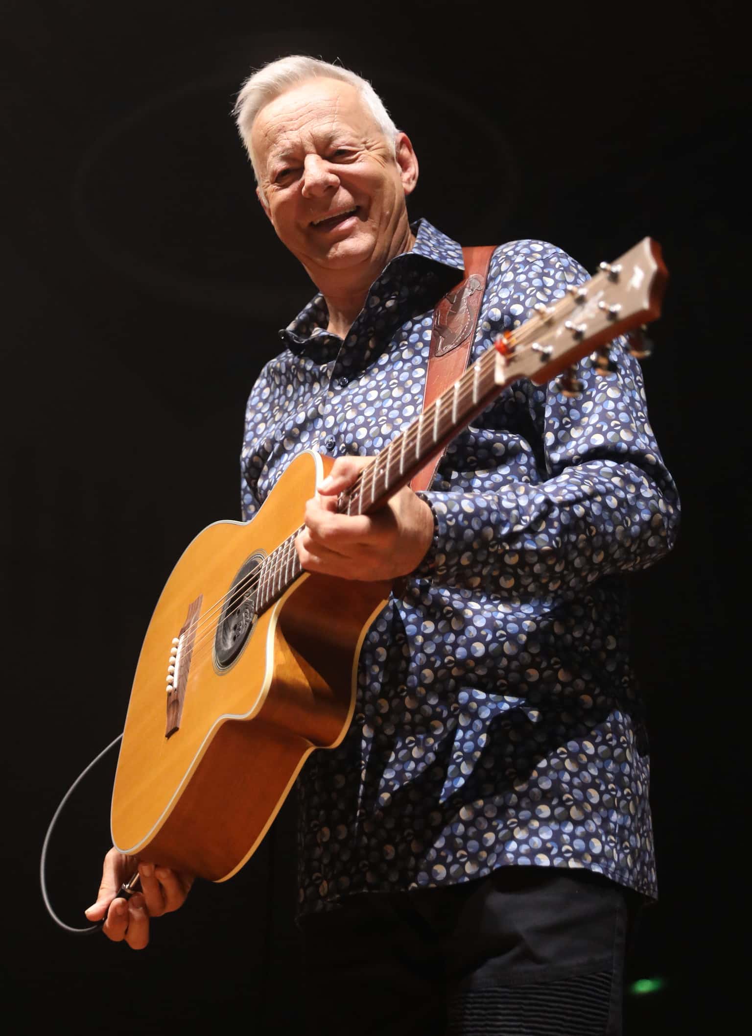 Tommy Emmanuel - Living In The Light Tour