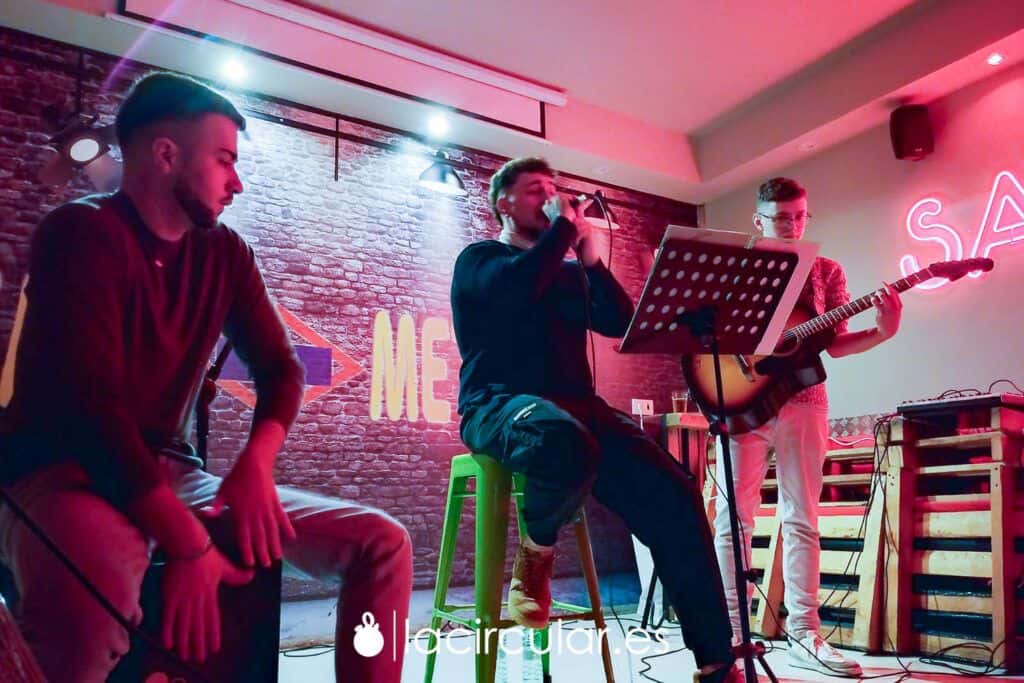 Kilómetro 3 - Concierto acústico