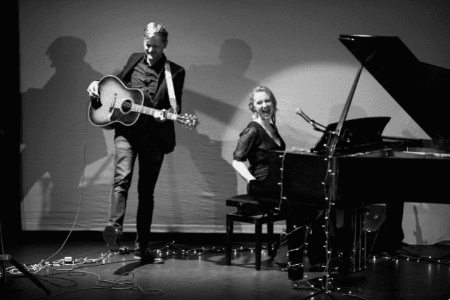 Carole King & James Taylor Story