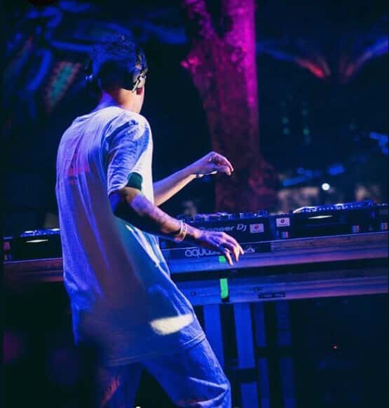 Dj Nicsen y Deep Dealers