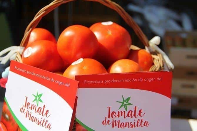 La Feria del Tomate: el domingo más rojo de León