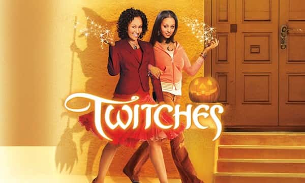 Twitches 3PM | 5PM | 7PM
