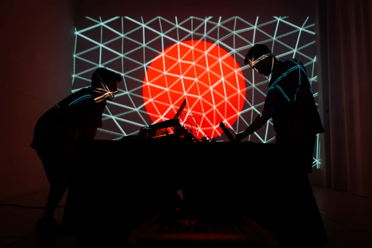 AV Live 'Red Spectrum' de Boris Chimp 504