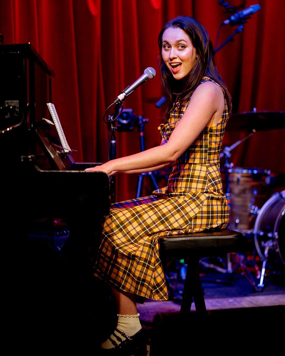 Em Beihold - Tales of a Failed Shapeshifter Tour