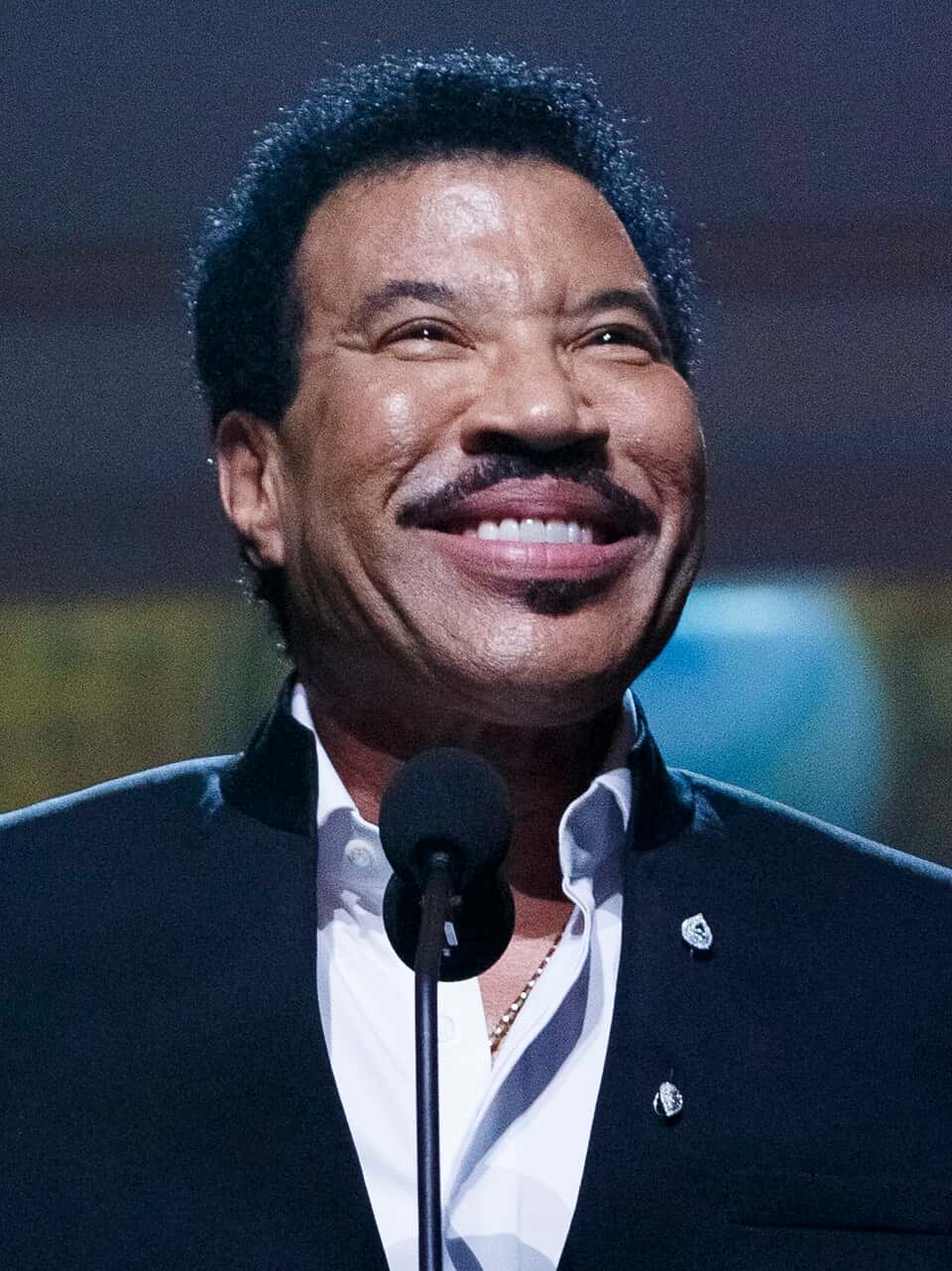 Christmas Party Night featuring Lionel Richie & Motown Classics