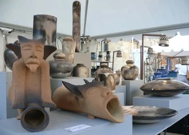 La Feria de la Cerámica abre en el centro de León