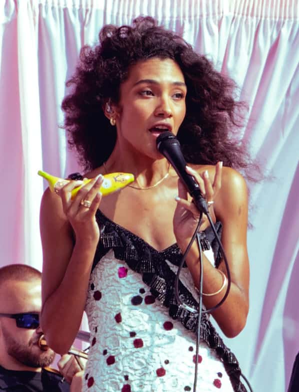 In Good Company: The Olivia Dean Disco