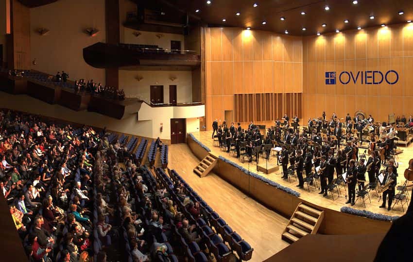 Víctor Manuel en el Auditorio Príncipe Felipe el 6 de febrero