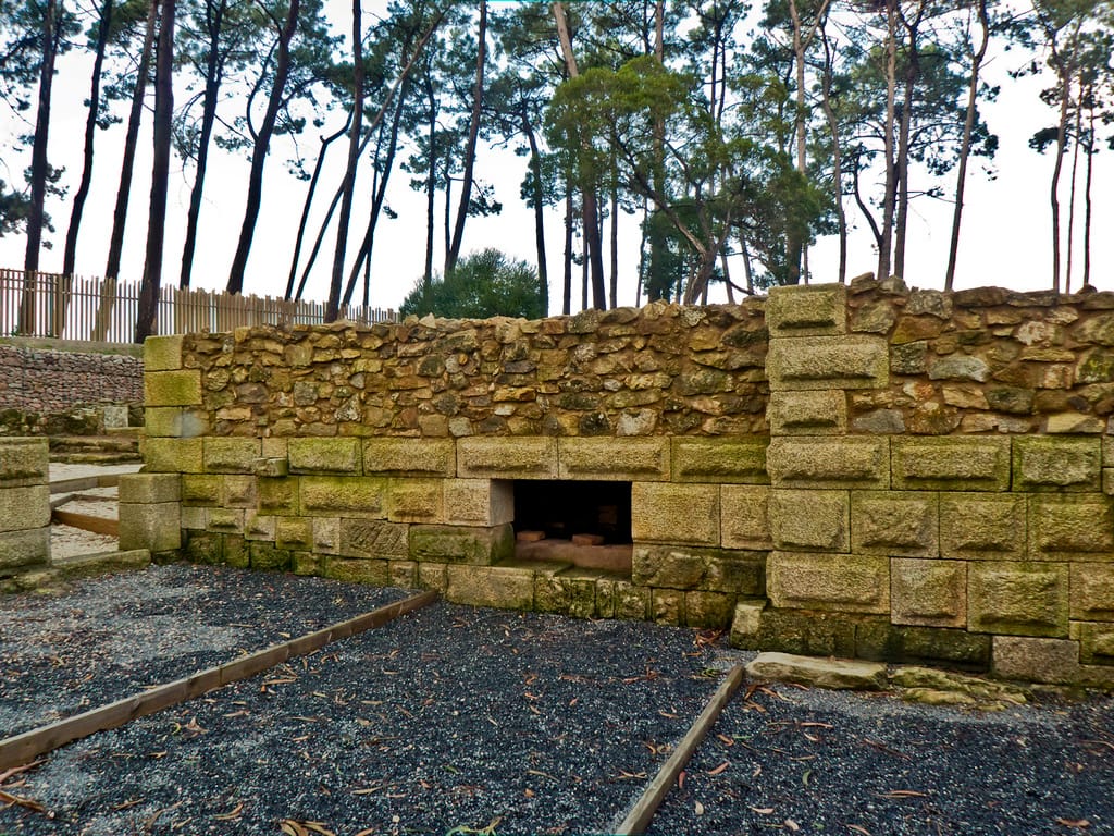 Toralla viaxa 2.000 anos atrás con dous obradoiros para descubrir o mundo romano