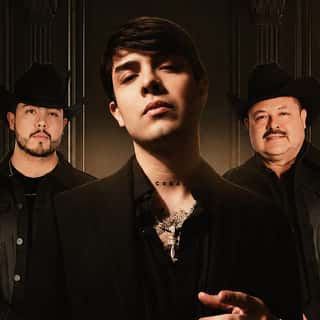 Cornelio Vega y Su Dinastia