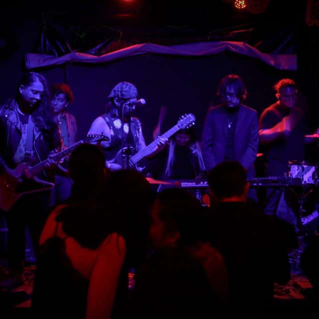 Sangre Bruja, Fancy Faces, Rex Ramona