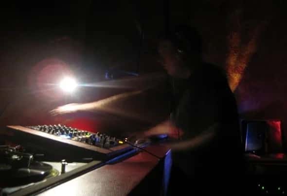 System 9.0 - Grant Dell - Terry Francis - Simon Atkinson