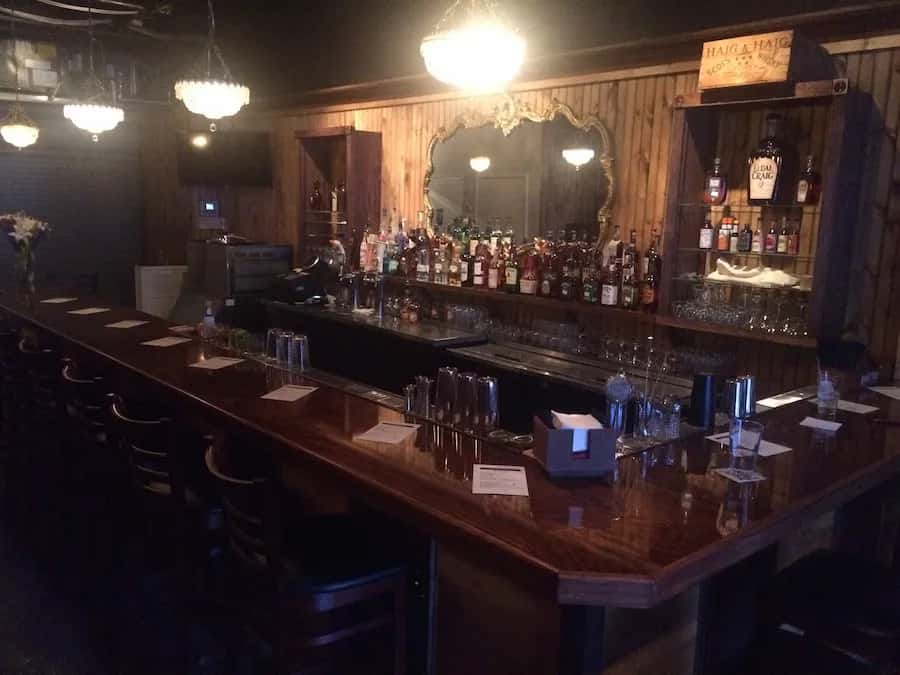 The Blind Barbour: Whiskey and Cocktails in Midtown
