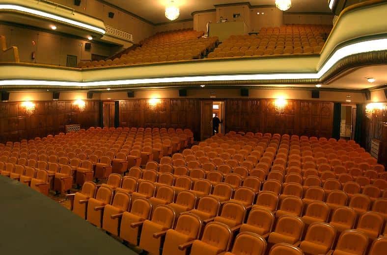 Jenny Llada lleva comedia al Filarmónica el 31 de octubre