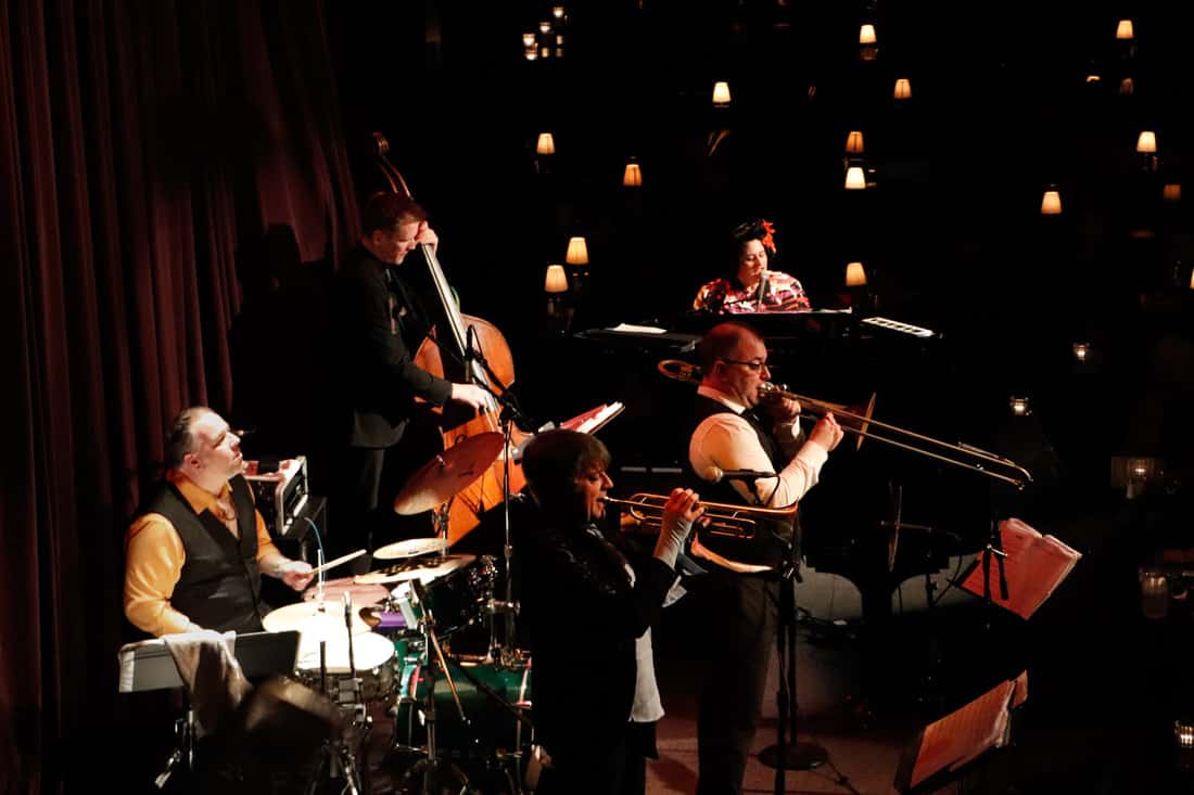 Davina and The Vagabonds