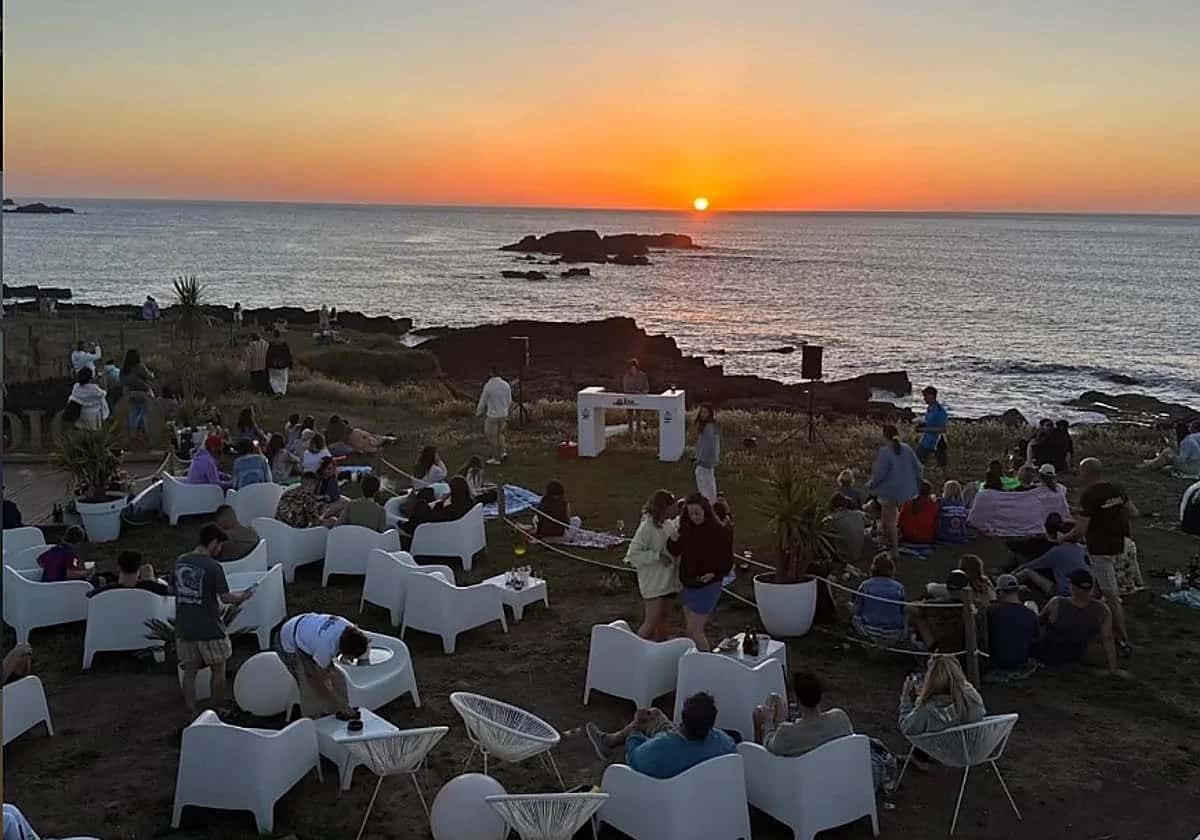 Las Dunas de Verdicio se muda a Gijón: la 'liada' llega a El Carmen