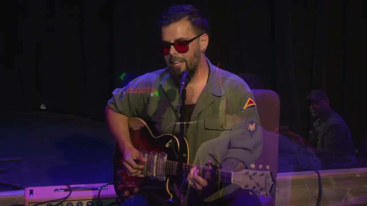 Jo James In-Store Performance & Record Signing