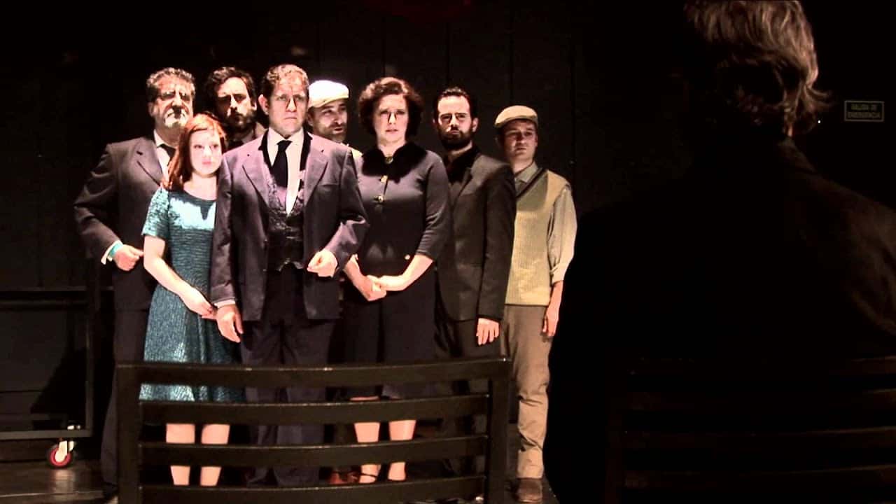 Taller artístic per a infants durant l'obra Hamlet
