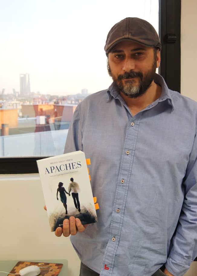 Presentación de la novela 'Apaches' de Miguel Sáez Carral