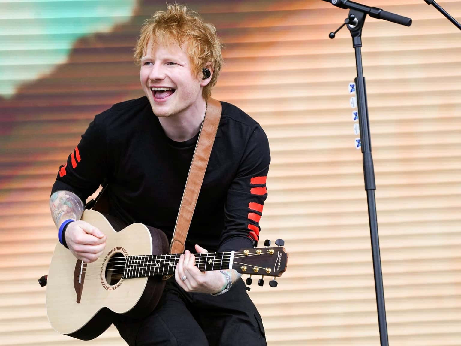 Ed Sheeran - Loop Tour