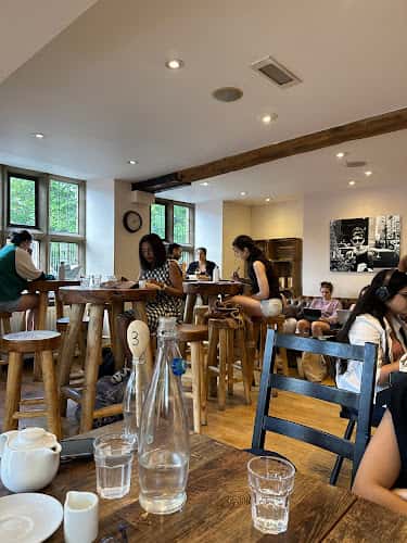 The Independent Cafe: a cosy sit-down on St Aldate's