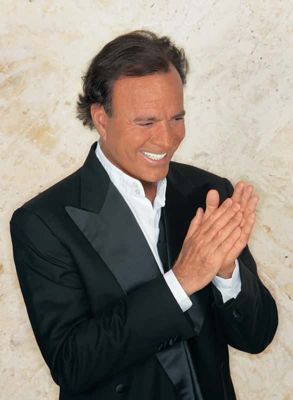 Julio Iglesias Experience