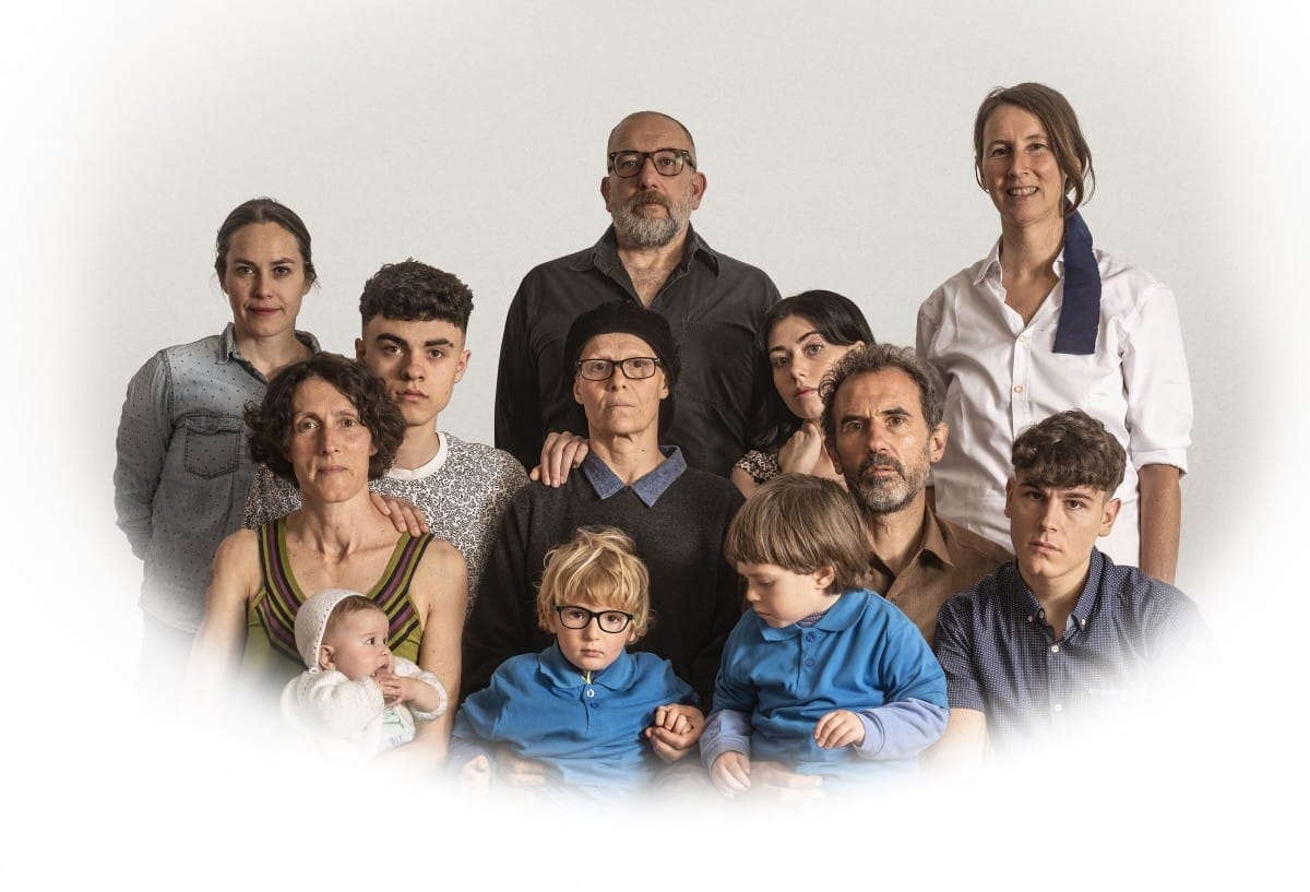 Familia