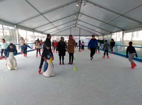 Lugo sobre Hielo: Guía para Patinar en A Milagrosa