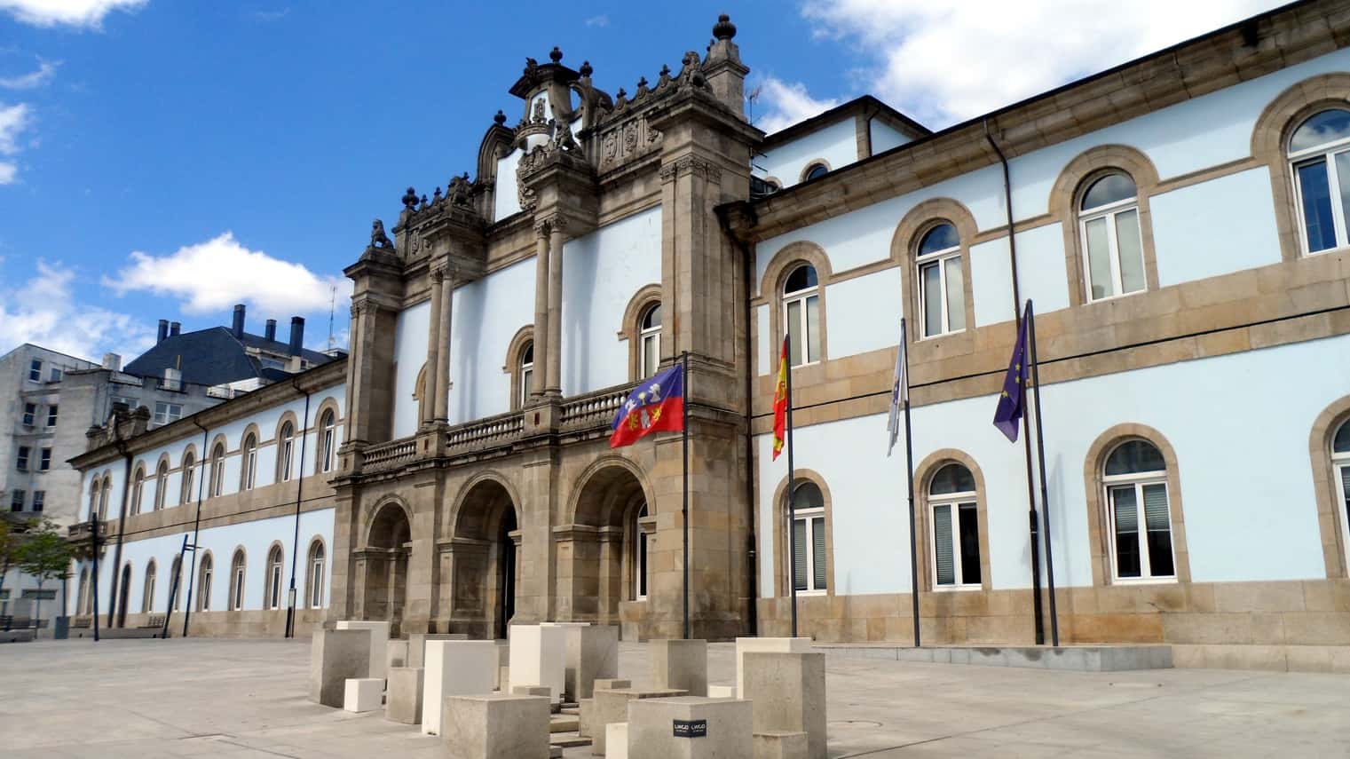 Endulza tu Navidad: La Primera Feria de la Miel en Lugo